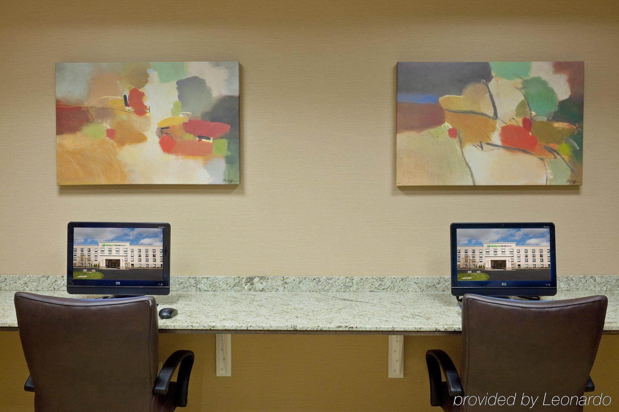 Holiday Inn Express & Suites Malone By Ihg Faciliteiten foto